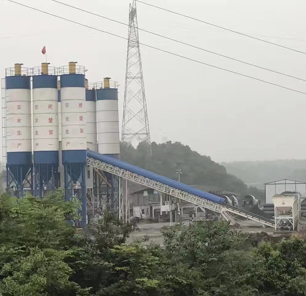 HZS60 Concrete Plant: Efficient Cement Block Production & Sale